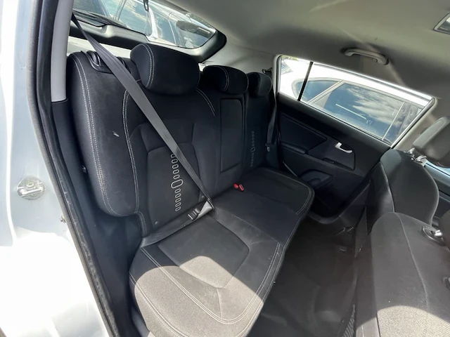 Kia sportage 1.7 crdi 2wd fusion 115,2013 - afbeelding 11 van  30