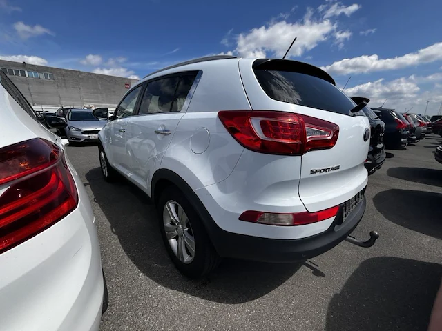 Kia sportage 1.7 crdi 2wd fusion 115,2013 - afbeelding 26 van  30