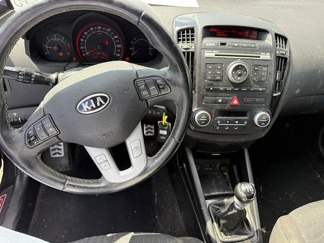 Kia,cee'd sw 1.6 crdi ex isg ecodynamics dpf 115,2011 - afbeelding 5 van  28