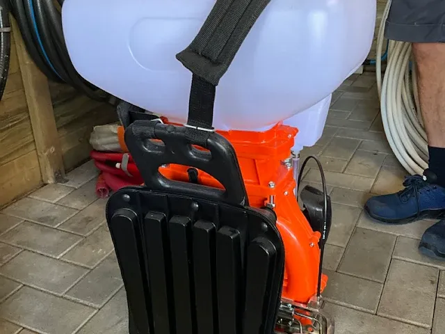 Kibani motor rugspuit/vernevelaar - afbeelding 2 van  3