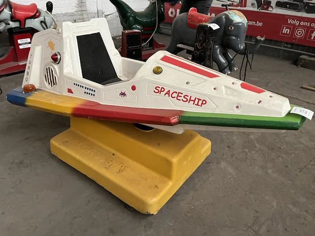Kiddy ride spaceship - afbeelding 3 van  18
