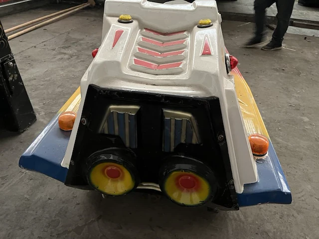 Kiddy ride spaceship - afbeelding 6 van  18