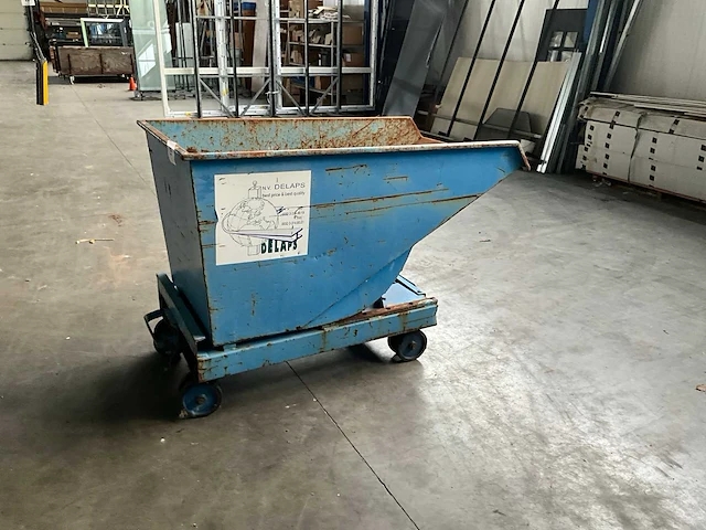 Kiepcontainer delaps - afbeelding 1 van  4