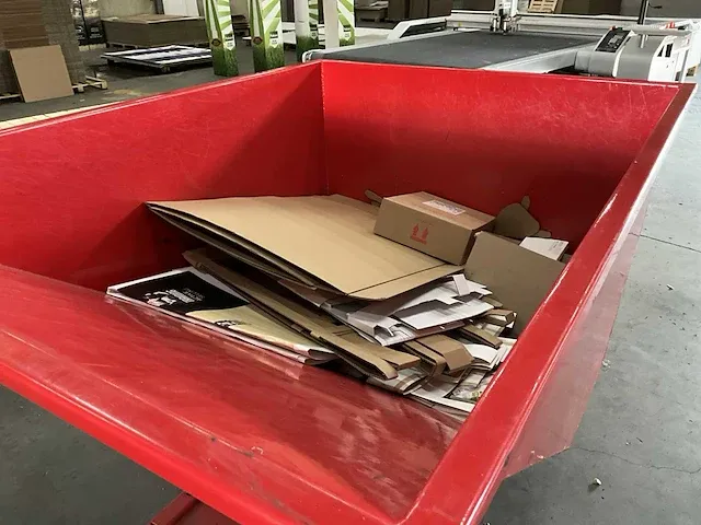 Kiepcontainer tilting skip 1100 - afbeelding 7 van  7