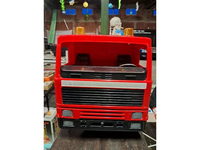 Kiepvrachtwagen bruder ( 400 mm ) - afbeelding 1 van  3