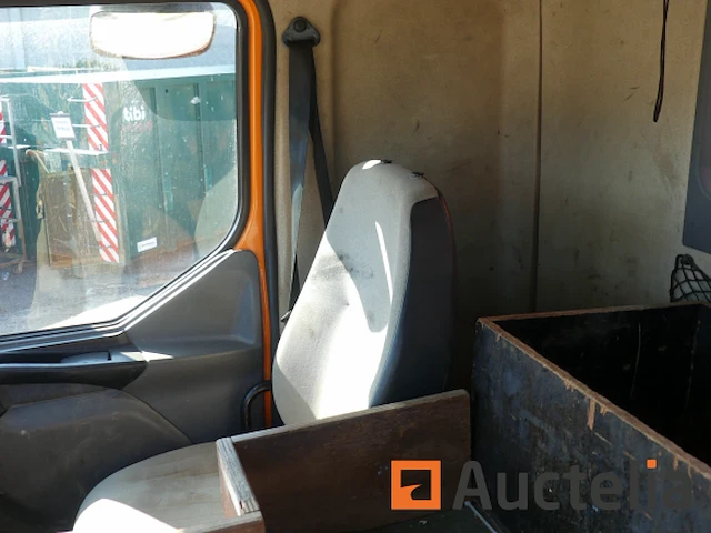 Kiepwagens met kraan renault 370 dci - afbeelding 48 van  48