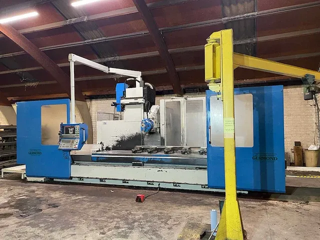 Kiheung knc-u1000 cnc bedreesmachine / bed milling machine - afbeelding 1 van  17