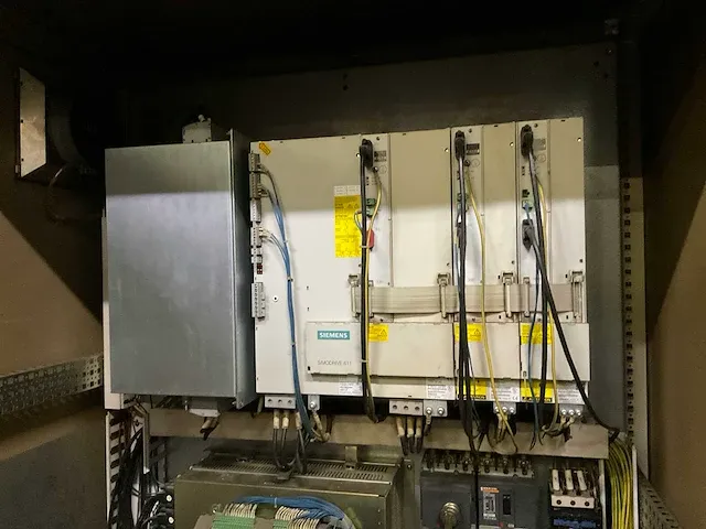 Kiheung knc-u1000 cnc bedreesmachine - afbeelding 3 van  13