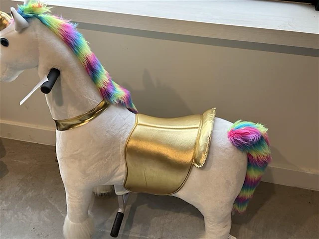 Kijana mechanisch paard voor kinderen - 5 tot 9 jaar - regenboog - afbeelding 4 van  5