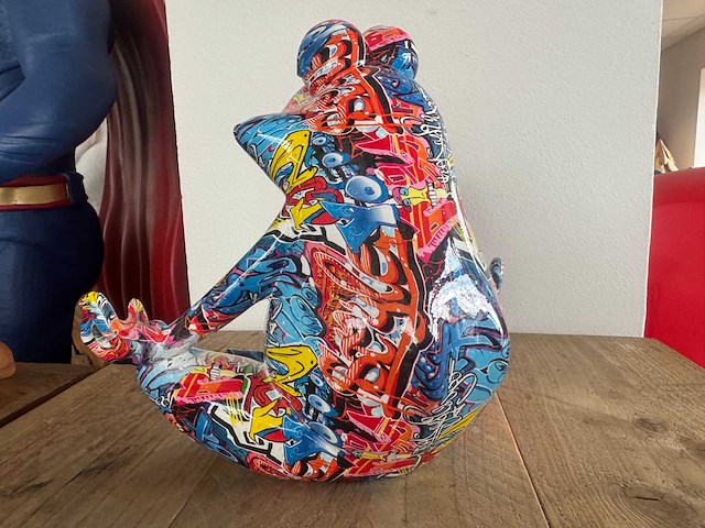 Kikker yoga graffiti h24,5cm - afbeelding 2 van  2