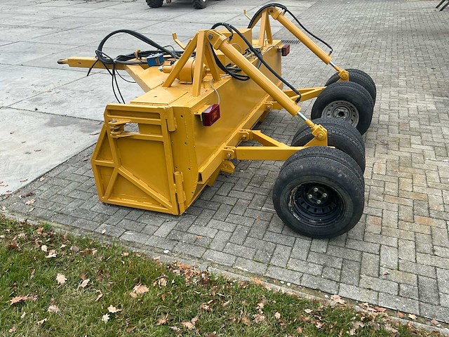 Kilverbak met schuinstelling en mogelijkheid voor voor aansluiten laserbesturing kilverbak - afbeelding 7 van  13