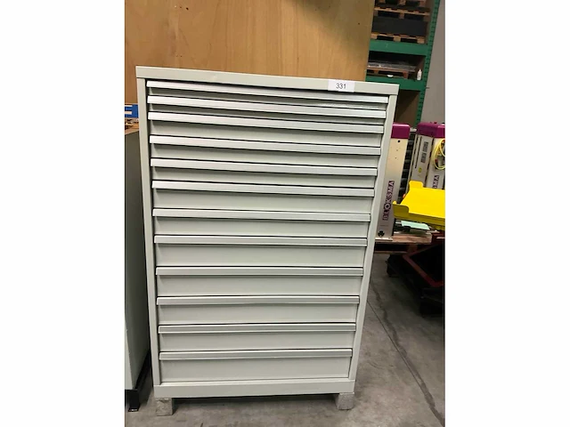 Kind 14-laden materiaalkast - afbeelding 5 van  5
