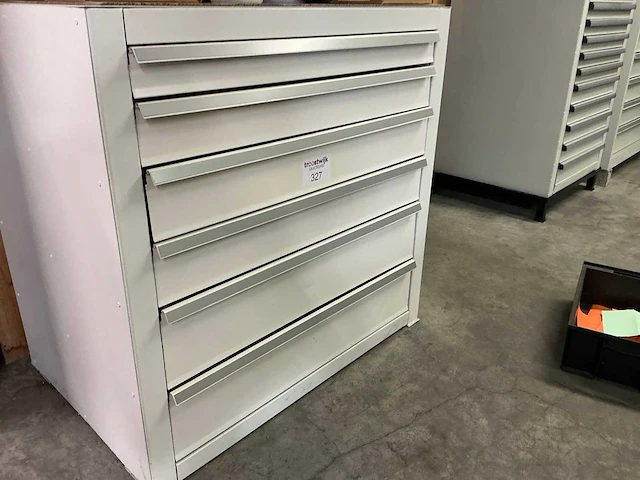 Kind 6-laden materiaalkast - afbeelding 3 van  3
