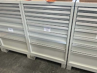 Kind 8-laden materiaalkast - afbeelding 2 van  5