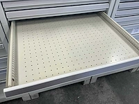 Kind 8-laden materiaalkast - afbeelding 4 van  5