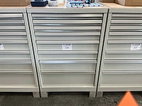 Kind 8-laden materiaalkast - afbeelding 1 van  3