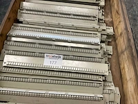 Kind partij metalen gegleufde tussenschotten - afbeelding 3 van  5