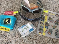 Kinder zonnebrillen …. - afbeelding 1 van  2