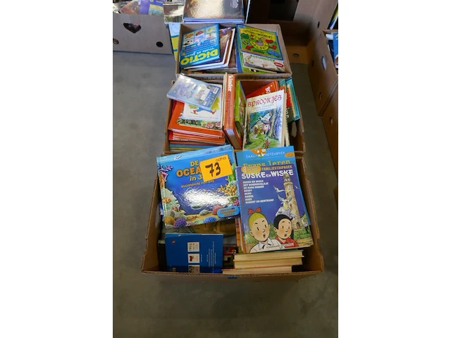 Kinderboeken, strips en dvd films - afbeelding 1 van  7
