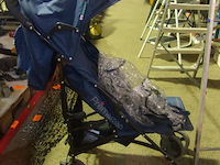 Kinderbuggy met regenscherm - afbeelding 2 van  3