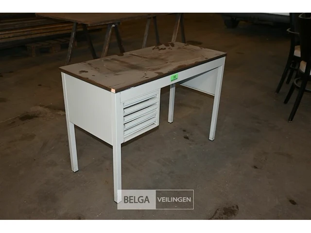 Kinderbureau - afbeelding 1 van  4