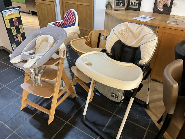 Kinderstoeltje (4x) - afbeelding 1 van  2