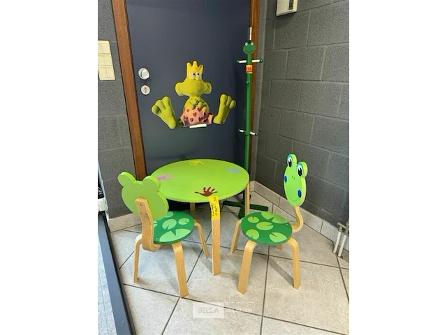 Kindertafeltje met 2 stoeltjes - afbeelding 1 van  4