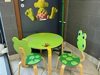 Kindertafeltje met 2 stoeltjes - afbeelding 2 van  4