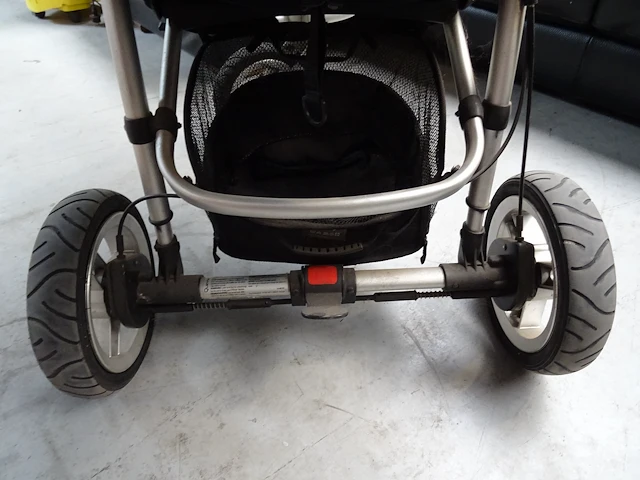 Kinderwagen quinny - afbeelding 5 van  5