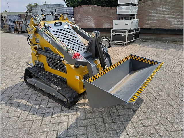 Kingkong - xg380 - skidsteer loader - afbeelding 26 van  28