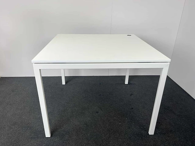 Kinnarps - tafel - afbeelding 1 van  6