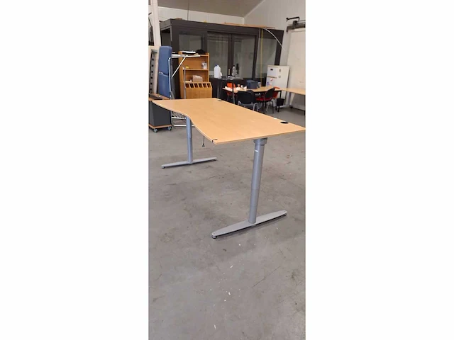 Kinnarps - zit/sta bureau - afbeelding 4 van  5