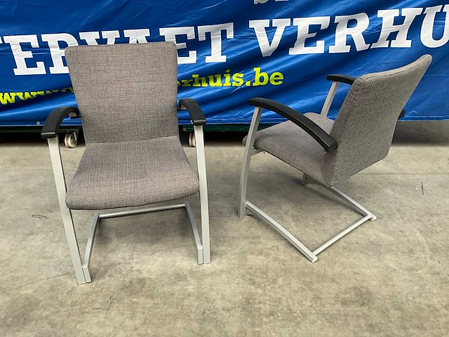 Kinnarps design wachtkamerstoelen (2x) - afbeelding 1 van  5