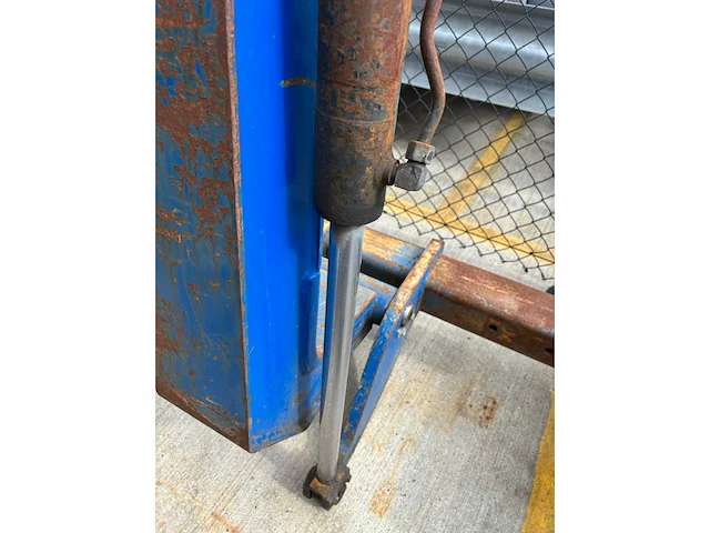 Kinshofer pallethaak hydraulisch met draaikop - afbeelding 9 van  10