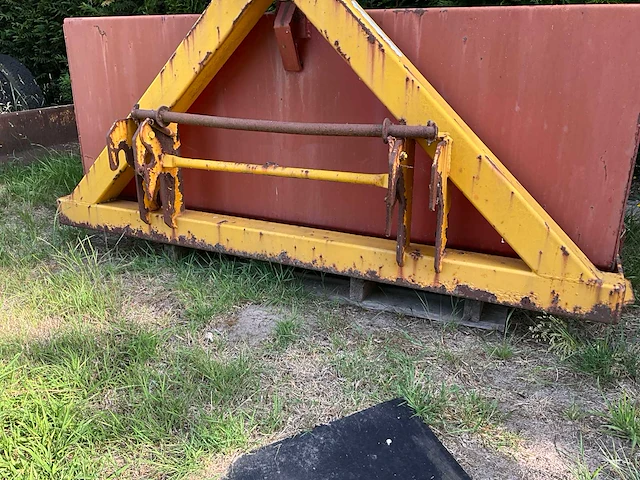 Kipbak voor tractor - afbeelding 2 van  12