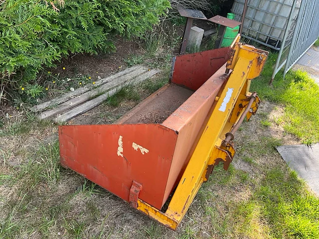 Kipbak voor tractor - afbeelding 7 van  12