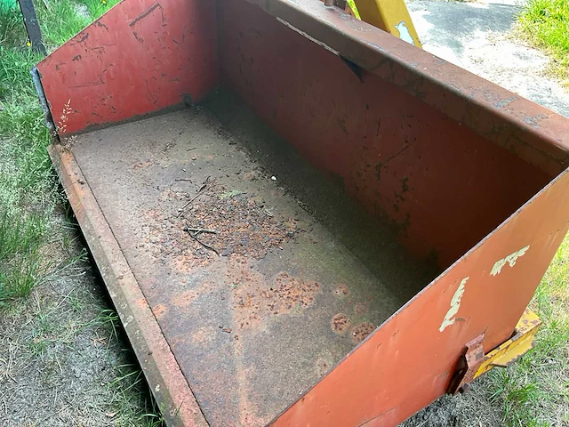 Kipbak voor tractor - afbeelding 9 van  12