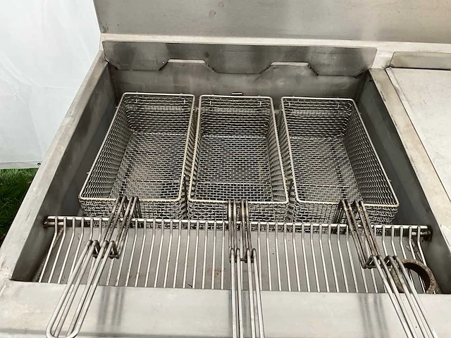 Kiremko professionele frituurinstallatie - inox - afbeelding 2 van  20