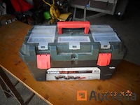 Kist met gereedschap - afbeelding 1 van  4