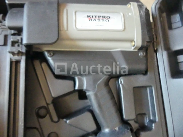 Kitpro basso t30/38-j2000 spijkermachine - afbeelding 2 van  8