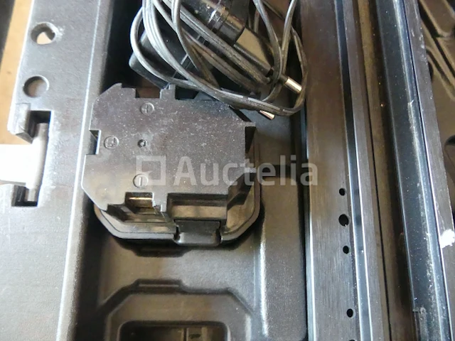 Kitpro basso t30/38-j2000 spijkermachine - afbeelding 8 van  8