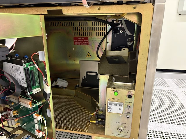Kla surfscan 6220 - 200mm defect inspection system - afbeelding 3 van  13