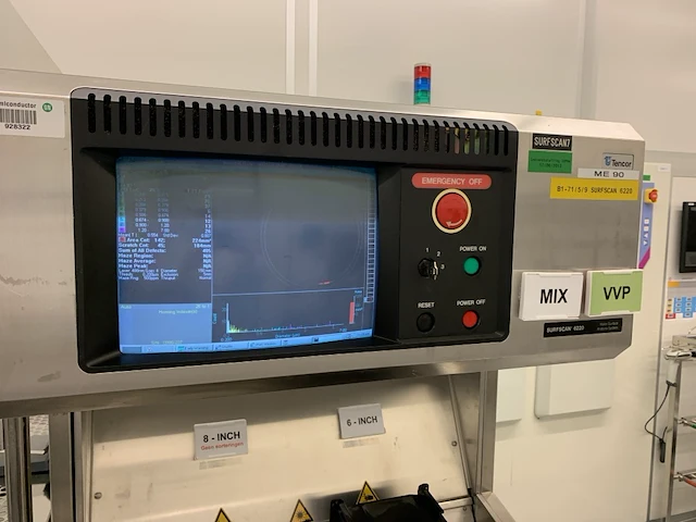 Kla surfscan 6220 - 200mm defect inspection system - afbeelding 1 van  13