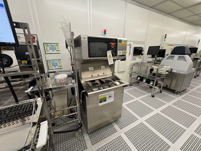 Kla surfscan 6220 - 200mm defect inspection system - afbeelding 11 van  13