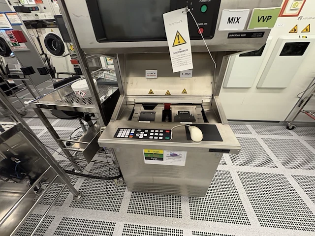 Kla surfscan 6220 - 200mm defect inspection system - afbeelding 12 van  13