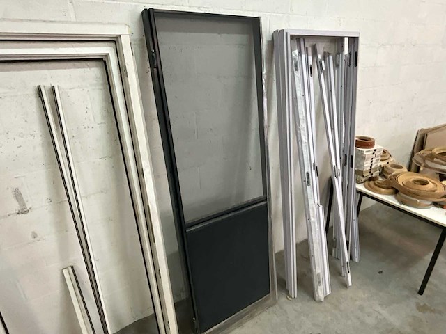 Klamboe kozijnen en deuren - afbeelding 1 van  5