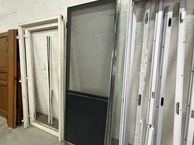 Klamboe kozijnen en deuren - afbeelding 2 van  5