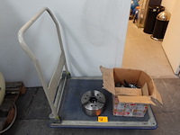 Klauwplaat + transportkar - afbeelding 1 van  4