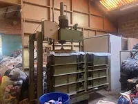 Kledijpers piferoen & co