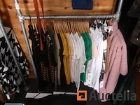 Kleding, blouses, jurken, jassen, broek - afbeelding 8 van  19